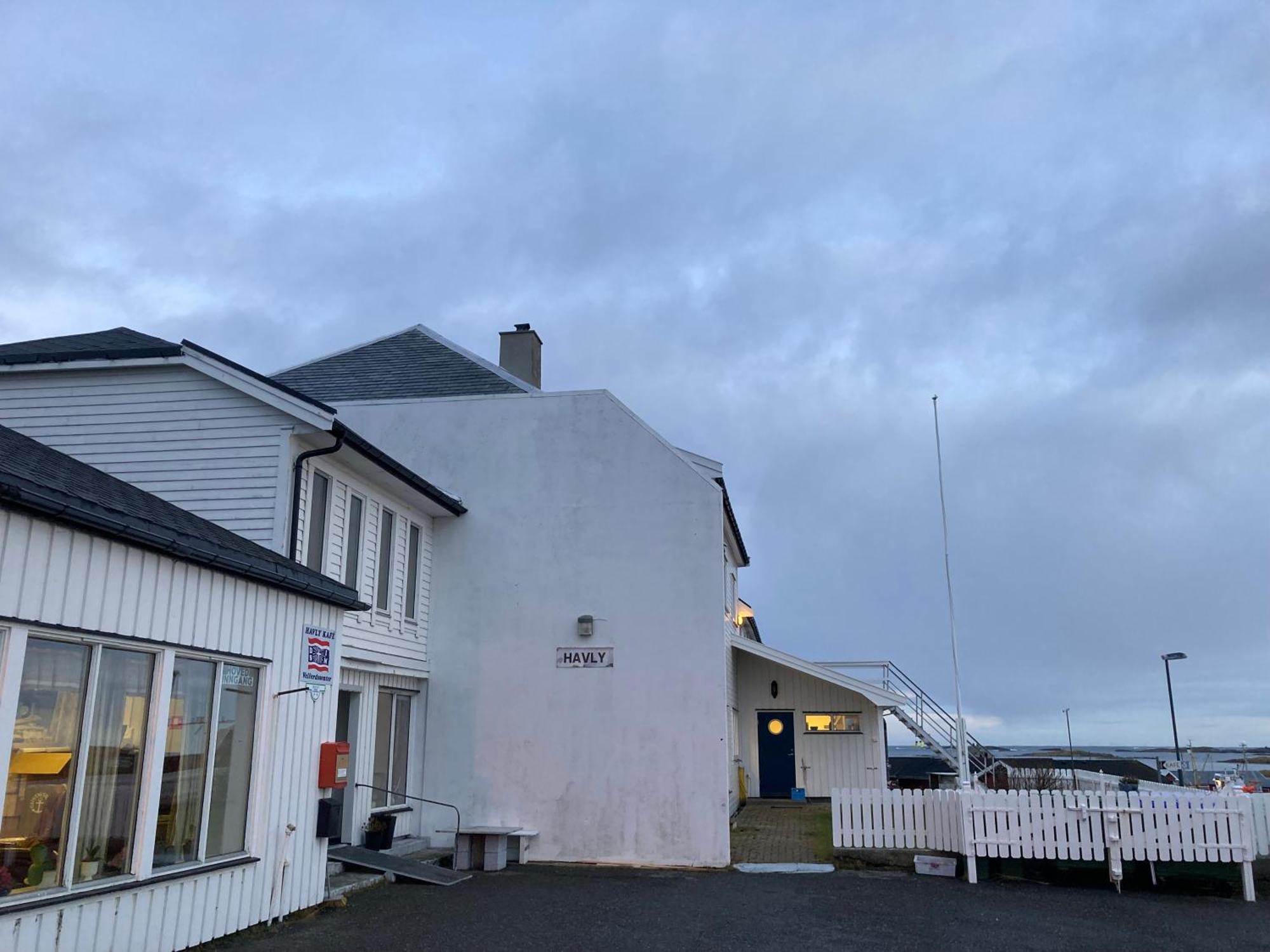 Hotel Fiskarheimen Havly, Røst Esterno foto
