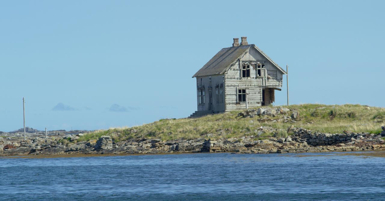 Hotel Fiskarheimen Havly, Røst Esterno foto