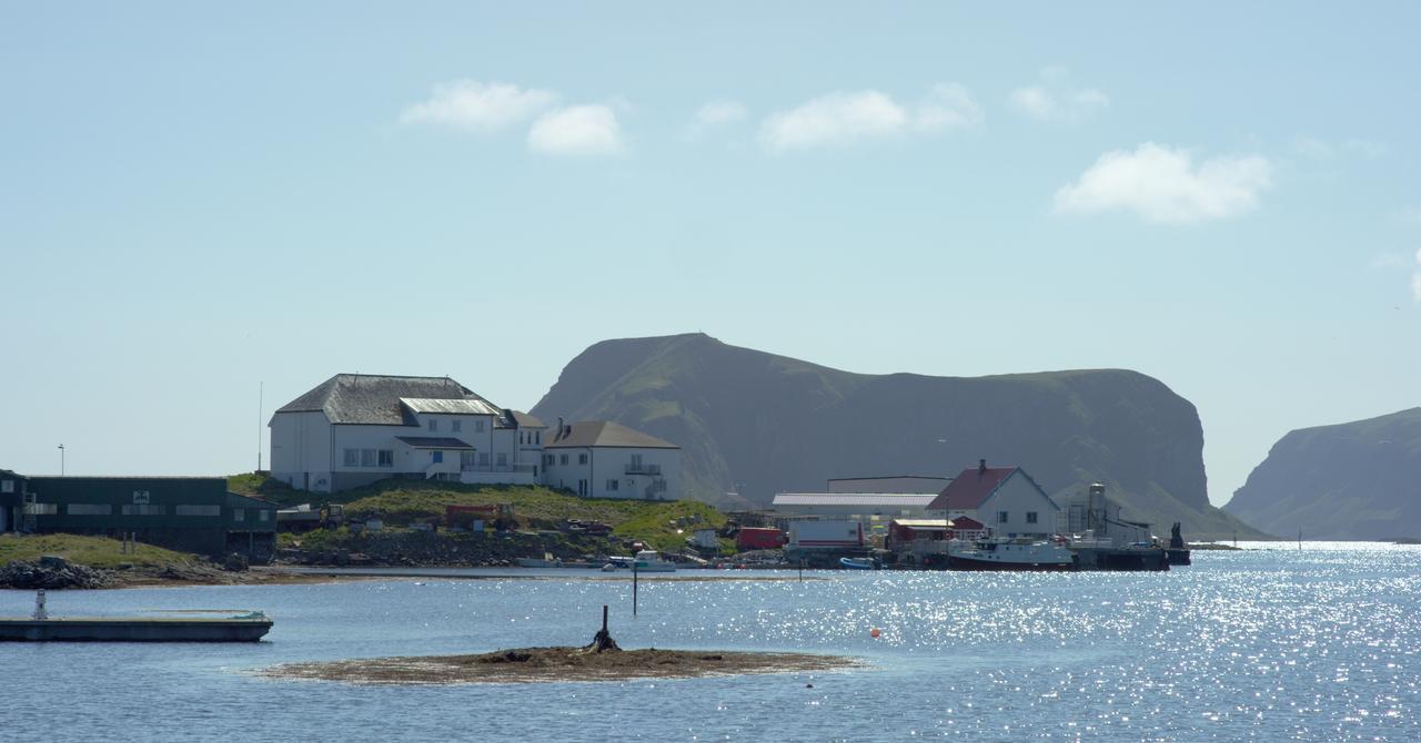 Hotel Fiskarheimen Havly, Røst Esterno foto