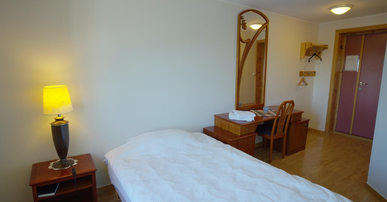 Hotel Fiskarheimen Havly, Røst Esterno foto